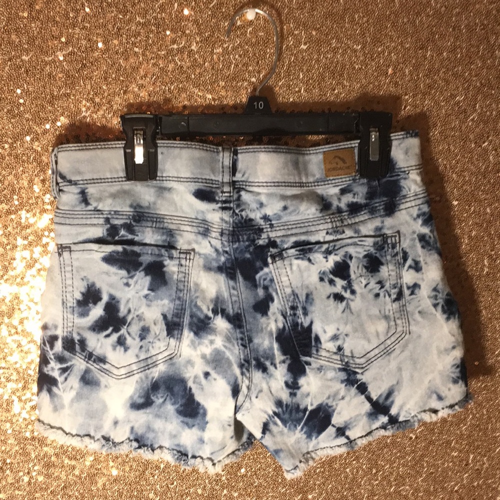 Washed denim shorts - Picture 2 of 2